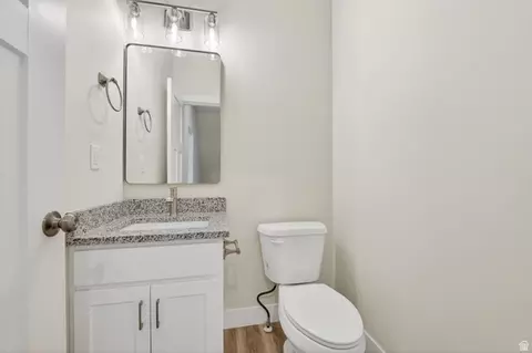 Bath - 5781 S Tripp Ln, Murray, UT 84123 photo 1 of 6