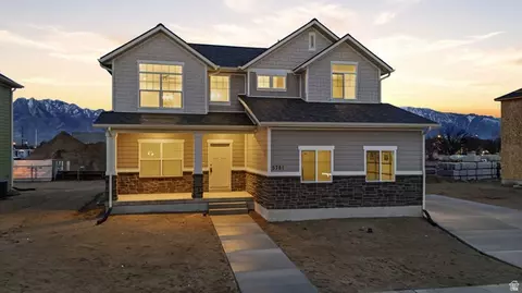 Exterior - 5781 S Tripp Ln, Murray, UT 84123 photo 2 of 8