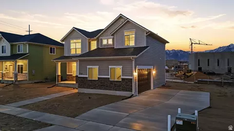 Exterior - 5781 S Tripp Ln, Murray, UT 84123 photo 3 of 8