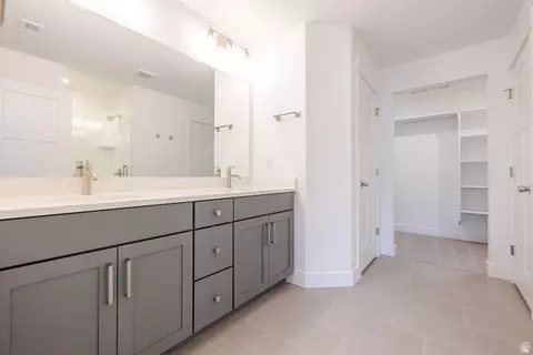 Bath - 5228 S Acacia Dr #808, Mapleton, UT 84664 photo 1 of 2
