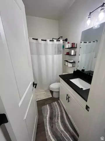 Bath - 3473 N Delta St, Eagle Mountain, UT 84005 photo 3 of 10