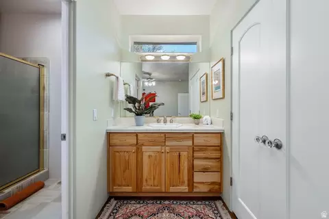 Bath - 779 S Silver Rd, Leeds, UT 84746 photo 7 of 10