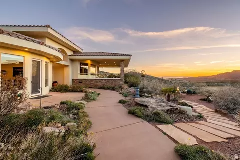 Exterior - 779 S Silver Rd, Leeds, UT 84746 photo 1 of 15