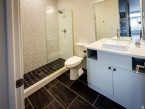Bath - 2166 N Double Eagle Ln, Washington, UT 84780 photo 9 of 9