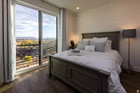 Bedroom - 2166 N Double Eagle Ln, Washington, UT 84780 photo 1 of 11