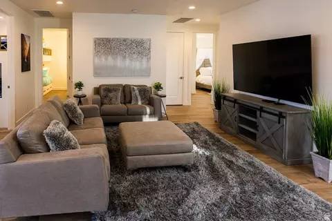 Living - 2166 N Double Eagle Ln, Washington, UT 84780 photo 3 of 3
