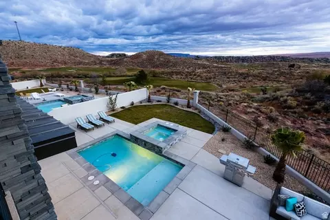 Exterior - 2166 N Double Eagle Ln, Washington, UT 84780 photo 5 of 7