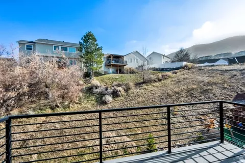 Exterior - 14383 S Champ Cv, Draper, UT 84020 photo 3 of 5