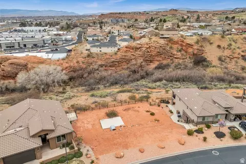 433 N Creek Ridge Dr #206, Washington, UT 84780 photo 3