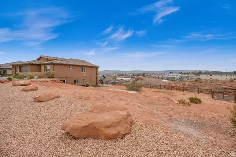 433 N Creek Ridge Dr #206, Washington, UT 84780 photo 9