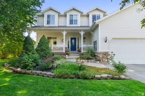 136 W Young St, Morgan, UT 84050