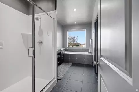 Bath - 74 E 800 S, Richmond, UT 84333 photo 3 of 4