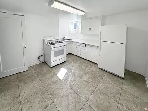 Kitchen - 380 N 200 E, Provo, UT 84606 photo 4 of 4