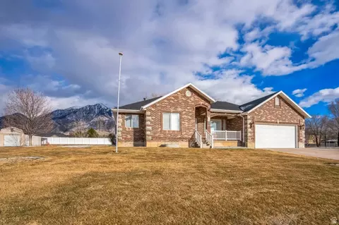 877 S 200 W, Mona, UT 84645