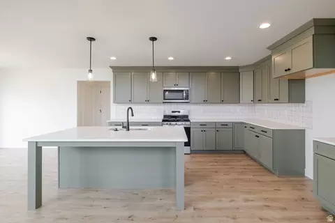 Kitchen - 4423 N Wizard Way #117, Eagle Mountain, UT 84005 photo 1 of 4