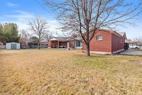 Exterior - 943 S 550 E, Orem, UT 84097 photo 6 of 6
