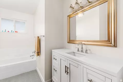 Bath - 943 S 550 E, Orem, UT 84097 photo 1 of 6
