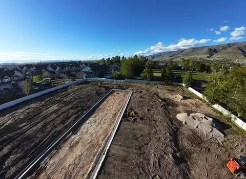 386 S 525 W, Centerville, UT 84014 photo 3