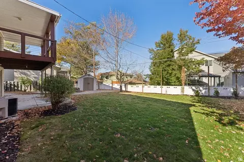 Exterior - 3651 E Oakview Dr, Millcreek, UT 84124 photo 10 of 10