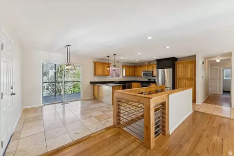 Other - 3651 E Oakview Dr, Millcreek, UT 84124 photo 3 of 12