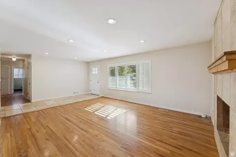 Living - 3651 E Oakview Dr, Millcreek, UT 84124 photo 3 of 6