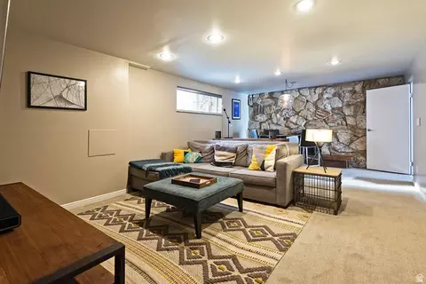 Living - 3651 E Oakview Dr, Millcreek, UT 84124 photo 5 of 6