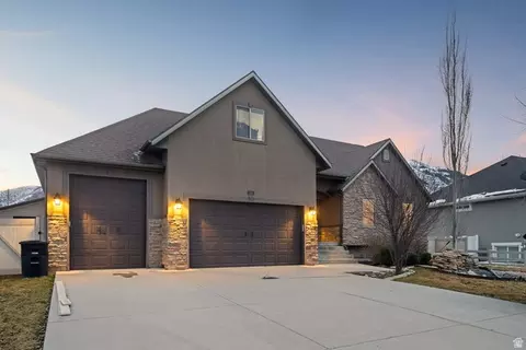 Exterior - 384 N 710 E, Salem, UT 84653 photo 5 of 16