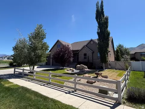 Exterior - 384 N 710 E, Salem, UT 84653 photo 9 of 16