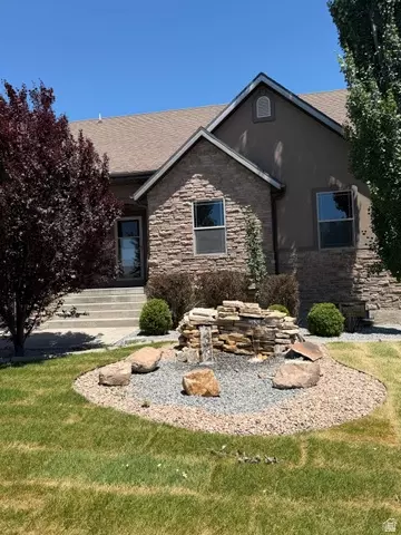 Exterior - 384 N 710 E, Salem, UT 84653 photo 14 of 16