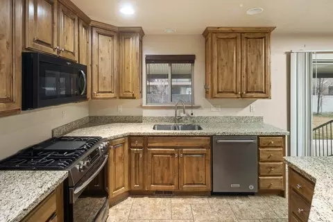 Kitchen - 384 N 710 E, Salem, UT 84653 photo 1 of 1