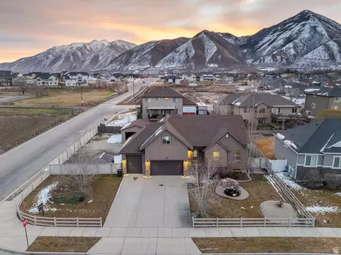 View/Area - 384 N 710 E, Salem, UT 84653 photo 2 of 7