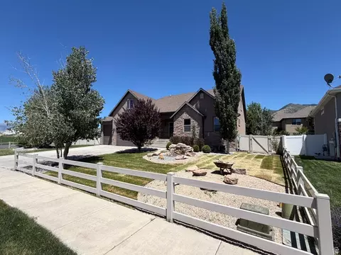 Exterior - 384 N 710 E, Salem, UT 84653 photo 12 of 16