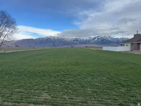 8968 N 6800 W #01, Tremonton, UT 84337