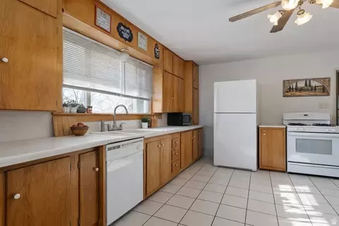 Kitchen - 5680 S 1300 E, Murray, UT 84121 photo 1 of 3
