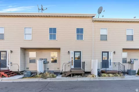 Exterior - 4778 S Huntly Dr, Murray, UT 84107 photo 3 of 4