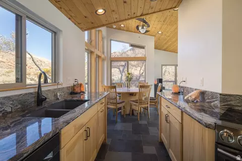 1389 E Powerhouse Ln S, Moab, UT 84532 photo 37