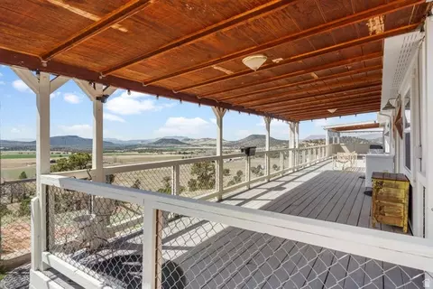 Exterior - 706 E Cottontail Rd, Central, UT 84722 photo 4 of 11