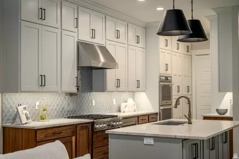 Kitchen - 250 S Main St #7, Alpine, UT 84004 photo 1 of 3