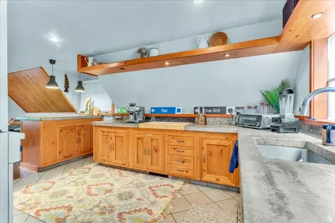 11320 E Aspen Bend Ln, Brighton, UT 84121 photo 9