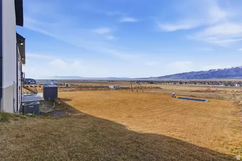 Exterior - 6693 N Unity Way, Eagle Mountain, UT 84005 photo 18 of 22