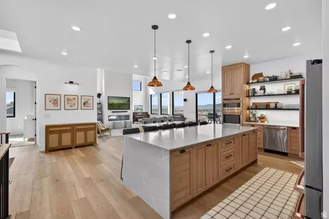Kitchen - 6693 N Unity Way, Eagle Mountain, UT 84005 photo 10 of 12