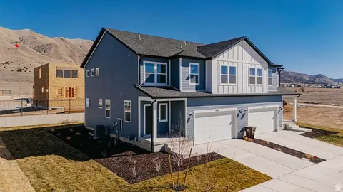 3590 N Stallion St #352, Eagle Mountain, UT 84005