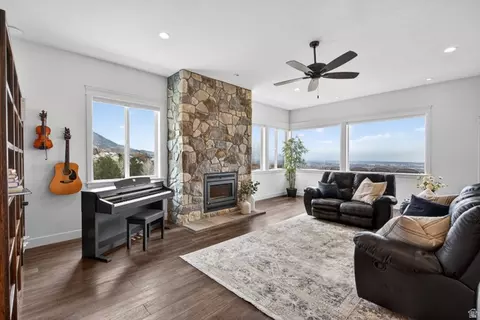 899 E 1190 N, Pleasant Grove, UT 84062