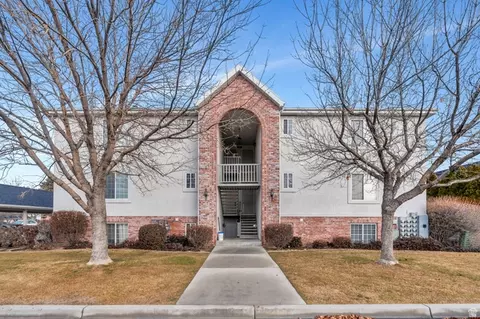62 N Garden Park W #8, Orem, UT 84057