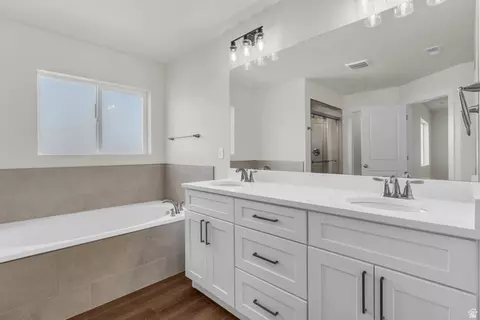 Bath - 578 W Seventh, Midvale, UT 84047 photo 3 of 4