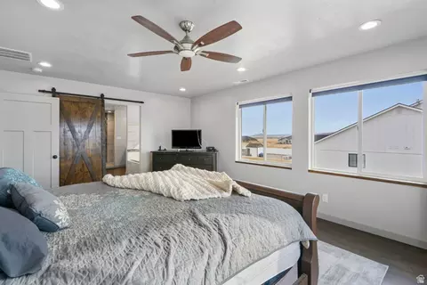 Bedroom - 472 W 2300 S, Richfield, UT 84701 photo 4 of 8