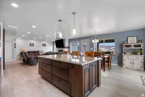 Kitchen - 472 W 2300 S, Richfield, UT 84701 photo 4 of 4