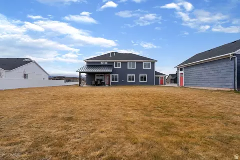Exterior - 472 W 2300 S, Richfield, UT 84701 photo 3 of 9