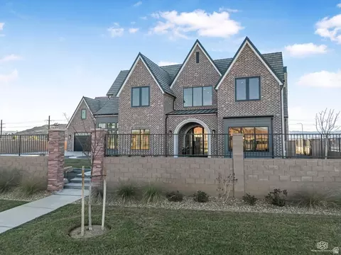 1468 S Red Cliffs Temple Lane Ln, Saint George, UT 84790