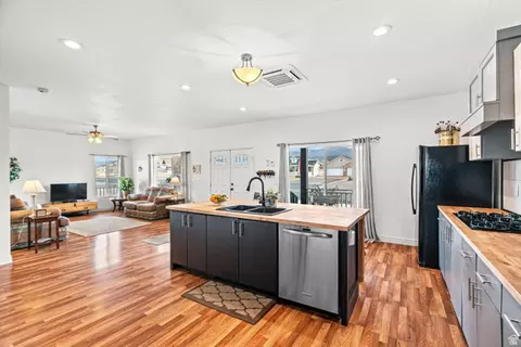 Kitchen - 405 N 1200 E, Beaver, UT 84713 photo 4 of 4